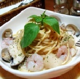 奶油白醬海鮮義大利麵 (不含麵)