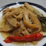 滷筍尾絲(葷)---Hew!! 一包500g 加熱即可食用 特價：$80