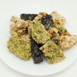 三色綜合 (芝麻糖,花生角,青豆仁酥) 特價：$160