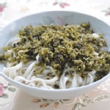 酸菜乾麵-迷你家庭組 看似簡單，卻是最單純ㄉ原味，特殊口味，讓您一吃上癮。