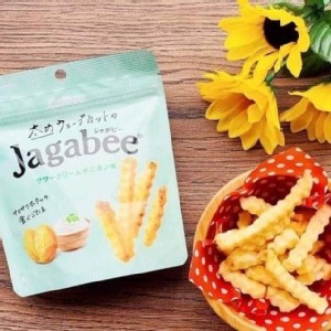 日本Calbee 酸奶油洋蔥口味 波浪薯條