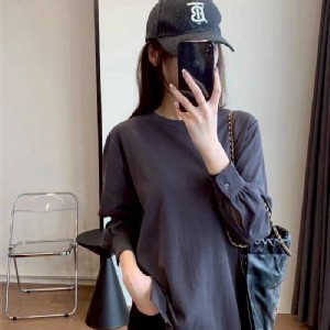 灰色🏠羊絨蛋白圓領長袖T恤❤️