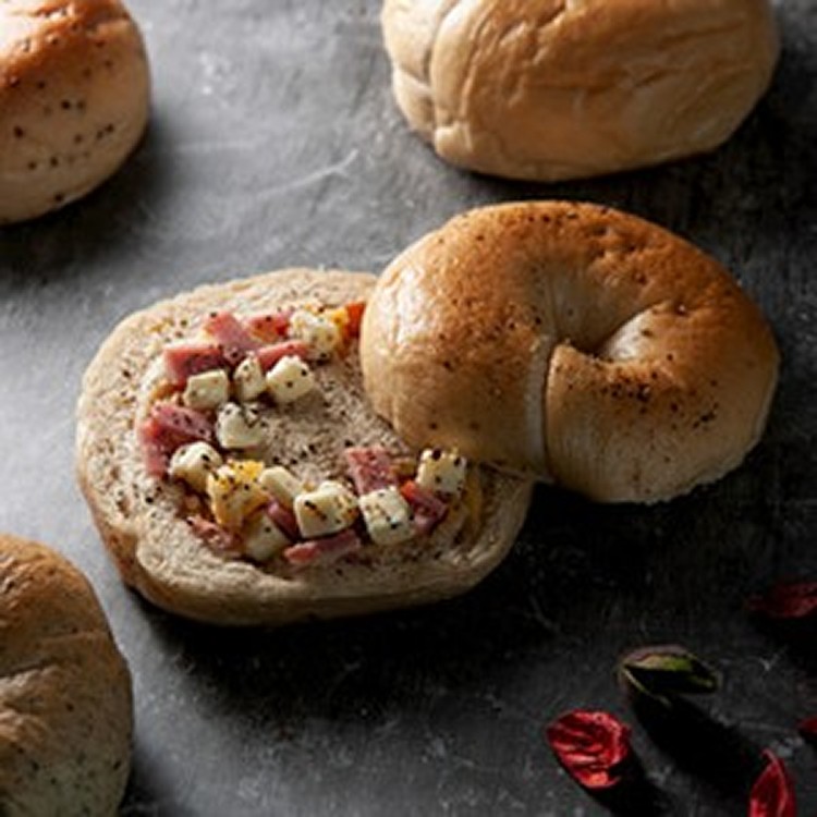黑胡椒起司火腿貝果