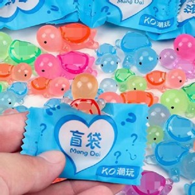 🛒盲袋夜光Q版小烏龜（10入）