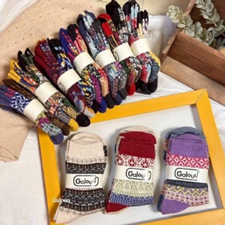 🏠Galouu復古圖騰中筒襪10雙組💖