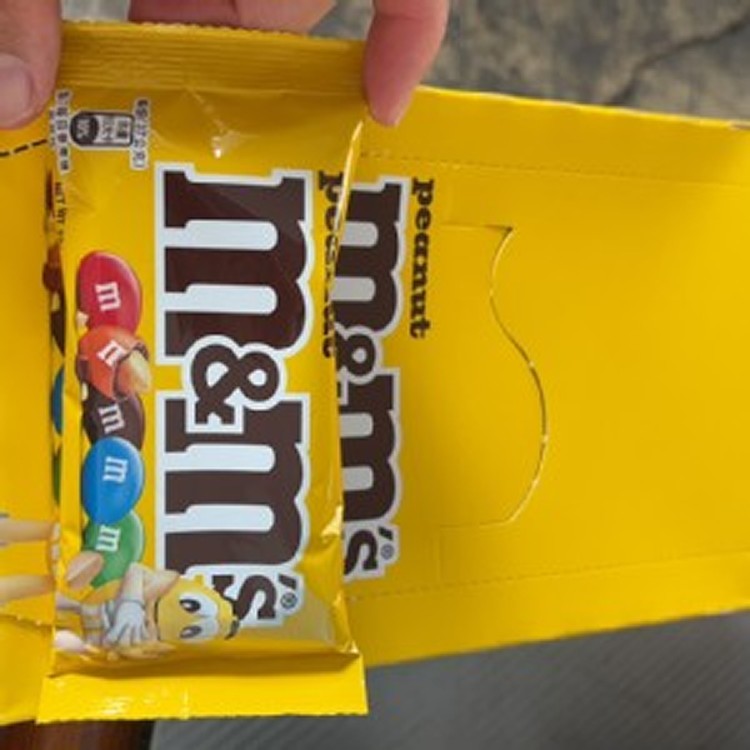 M&M 's 花生巧克力一盒12包
