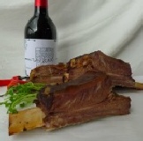 紅酒燉帶骨牛小排 特價：$400