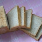 湯種鮮奶全麥吐司(半條) ★★主購禮★★薄片每半條約12片