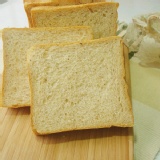 湯種鮮奶全粒麥藜麥吐司