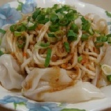 沙茶餛飩乾拌麵(團購價) 特價：$20