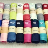 七分牛奶絲內搭褲 特價：$88