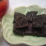 【香辣黑糖豆乾】《易買健康堅果零嘴坊》古早傳統的產品.我們追求最便宜.品質最好的 1包600g只要90元 特價：$90