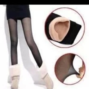 假透膚絲襪 特價：$200