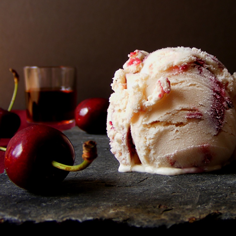 【雙聖冰淇淋】白蘭地櫻桃口味