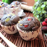 黑爵士瑞士蓮巧克力水果蛋糕 選用瑞士蓮巧克力製作蛋糕 義式水果乾 鬆軟綿密口感