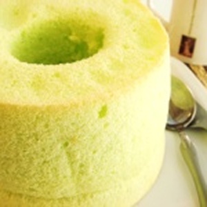 香蘭戚風蛋糕 特價：$150