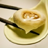 「玩丸出狀元」爆漿魚丸～會爆湯汁唷！ 新開幕～首推試吃包（每包3顆）歡迎索取免費試吃（限量35份） 特價：$150