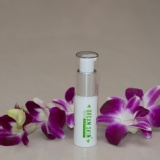 胎盤素&玻尿酸二合一精華液(裸裝) 特價：$600