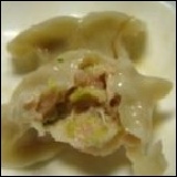 韭黃豬肉水餃 1包25顆 甜韭黃瘦肉 特價：$100