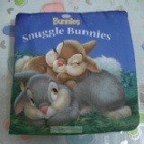 迪士尼依偎小兔布書 特價：$120