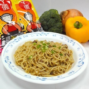 阿儀鐵板麵- 沙茶肉醬口味