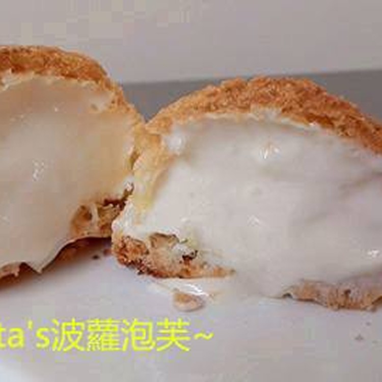 酥皮波蘿泡芙~ Rita's Homemade Bakery