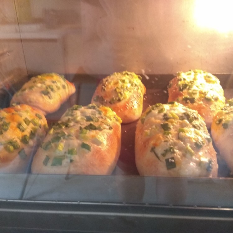 沙茶蔥花麵包(冷藏中種法) (三條一組)🍞