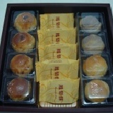 中秋禮盒組盒型2 綜合月餅+鳳梨酥