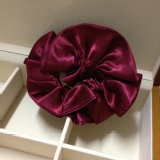 咖啡緞面 大腸圈 特價：$35