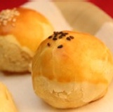 烏豆沙+芋頭蛋黃酥