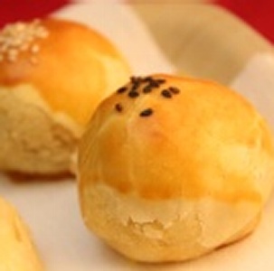 烏豆沙+芋頭蛋黃酥 