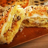 皇家招牌金蛋酥(招牌綠豆) 特價：$30