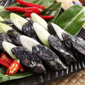 噴汁彈牙墨魚香腸300g！黑香腸/冷凍香腸/古早味/海味/碳烤香腸/飛魚卵香腸/大腸包小腸
