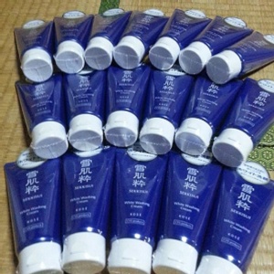 7-11限定雪肌粹洗面乳 特價：$185