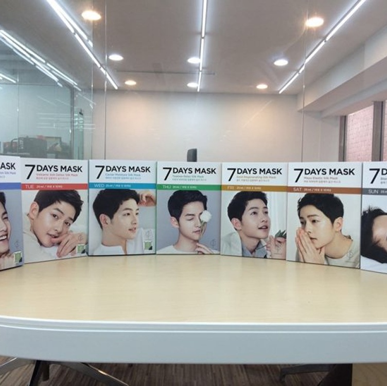 宋仲基 7日面膜 FRIDAY 星期五 納米黃金緊緻活膚蠶絲面膜 韓國原裝 10片