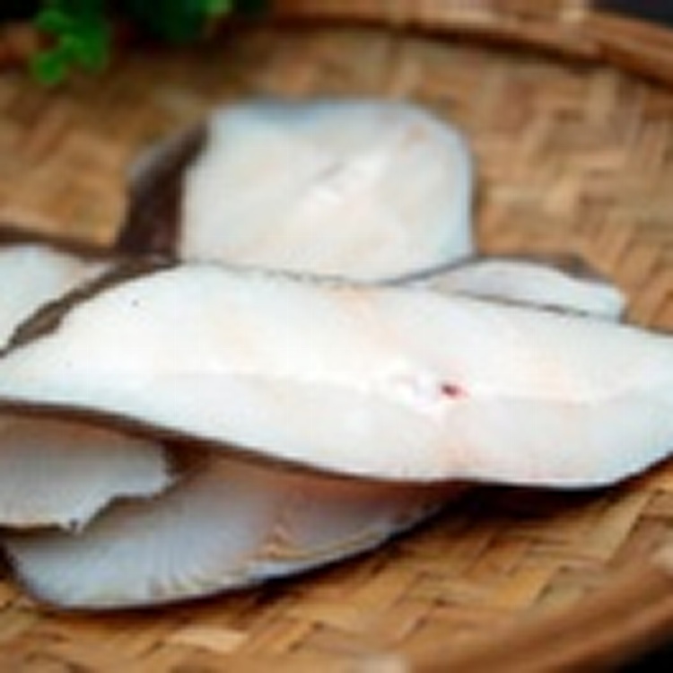 冰島鱈魚切片，每片$39，小漁夫特別挑選，遠從冰島產地直送的鱈魚