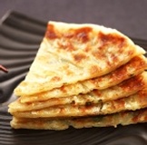 【東門口】手工香椿(素)抓餅 ~(全素)素食朋友的新選擇，一口咬下香氣四溢，絕不添加防腐劑、漂白劑、抗凍劑吃的安心~10片裝 特價：$160