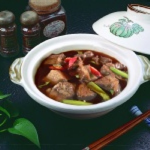 吉康《俏媽咪》蔥爆去骨牛肉原汁