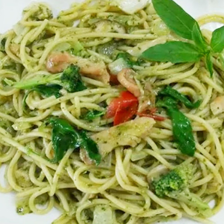 塔香青醬煙燻雞肉