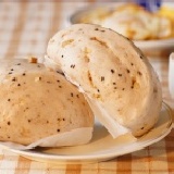 全麥胚芽核桃饅頭 特價：$17