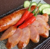 億味芳【辣味香腸】 《香辣勁爆的口味，喜歡吃辣的朋友保證一吃上癮》