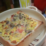 厚片土司披薩 - 義式番茄烘蛋 特價：$25