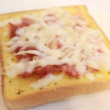 厚片吐司披薩 - 法式洋蔥培根