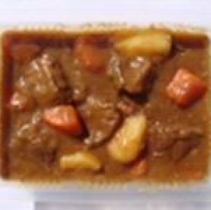 牛肉咖哩／每盒４００公克（網路試賣價）